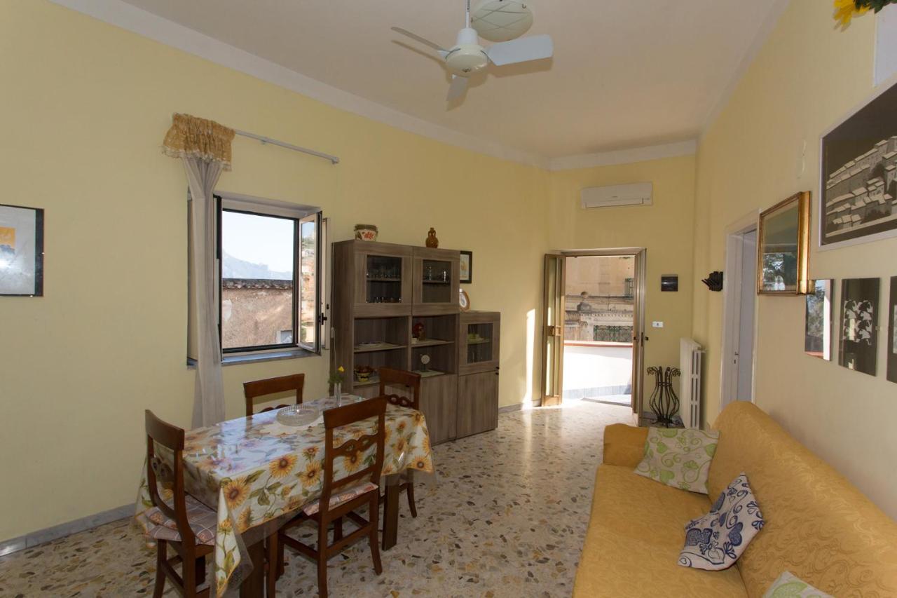Apartmán House Sun And Moon Amalfi Exteriér fotografie